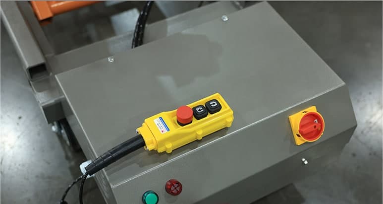 UMETECH FQ1200G Elektrikli Araç Akü Lifti, görsel 2