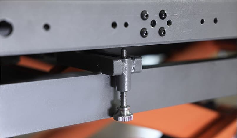 UMETECH FQ1500G Elektrikli Araç Akü Lifti, görsel 2